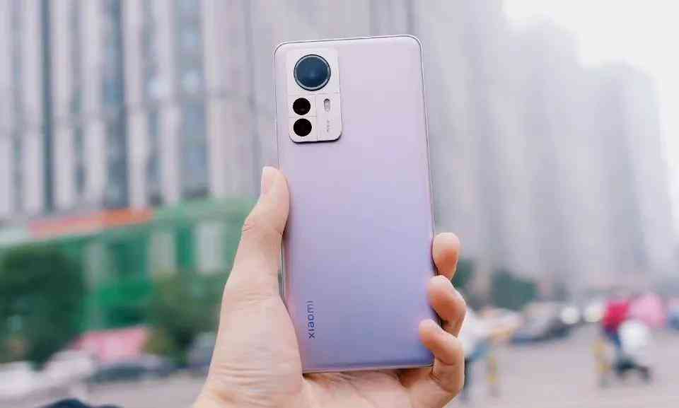 一加手机怎么样 用了半年的一加后，还是决定换回小米？只因这3点不接受反驳