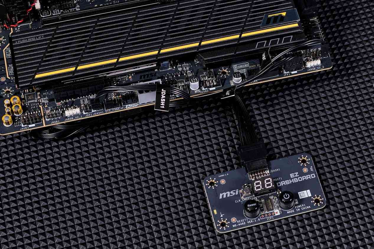 微星B850MPOWER主板深度评测:MPOWER系列的超频传奇延续,千元级性能炸裂之选 微星B850MPOWER主板深度评测:MPOWER系列的超频传奇延续,千元级性能炸裂之选