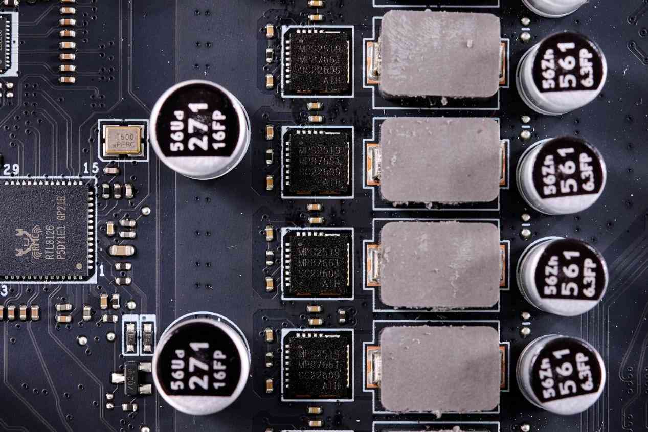 微星B850MPOWER主板深度评测:MPOWER系列的超频传奇延续,千元级性能炸裂之选 微星B850MPOWER主板深度评测:MPOWER系列的超频传奇延续,千元级性能炸裂之选