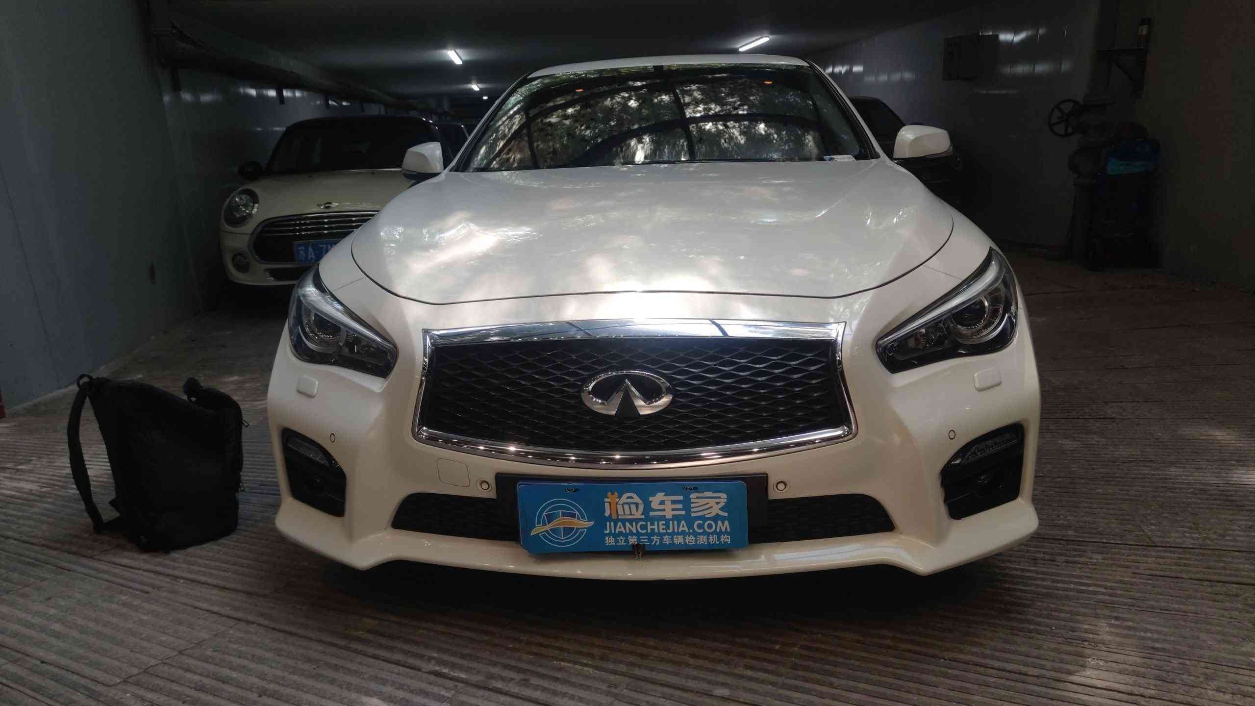 英菲尼迪怎么样 经常出差跑高速,大哥买台37L英菲尼迪Q50,直言比电车舒服得多 英菲尼迪怎么样 经常出差跑高速,大哥买台37L英菲尼迪Q50,直言比电车舒服得多