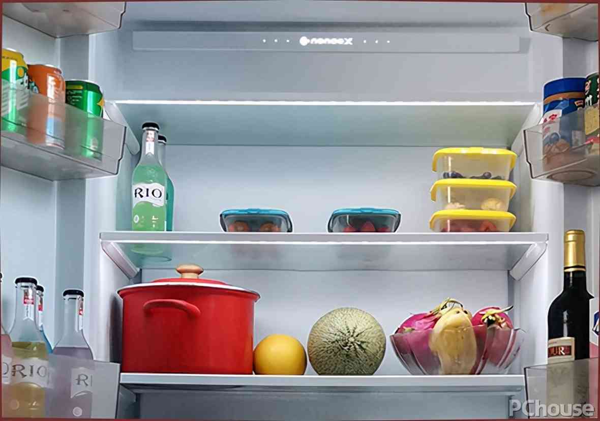 松下冰箱怎么样？决定厨房幸福感的王炸家电非它莫属，松下自由嵌入系列冰箱深度评测