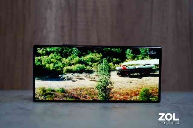 中兴Axon 40 Ultra深度评测：旗舰手机的稳定性优势