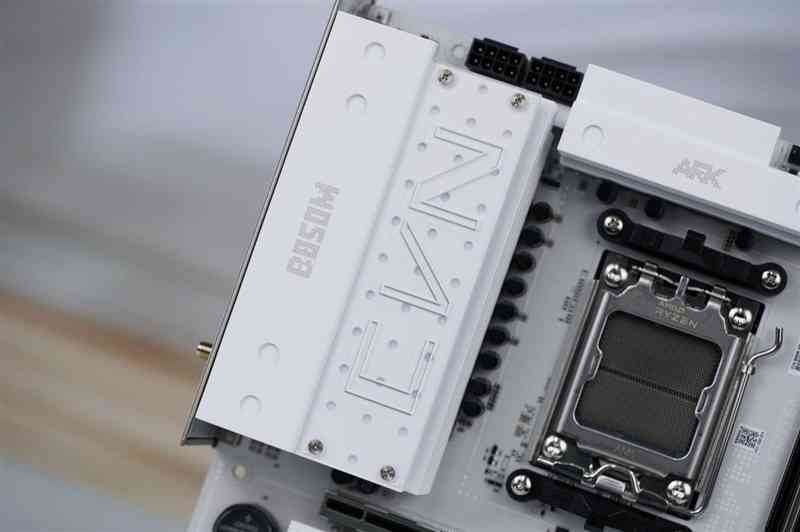 七彩虹主板怎么样 全面赶超一线品牌！七彩虹CVN B850 ARK FROZEN v14方舟主板评测