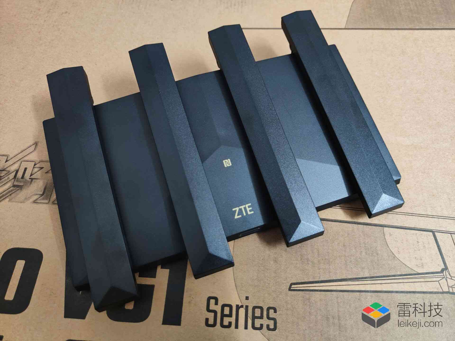 中兴AX3000 Pro路由器深度评测：千兆网速与NFC一键连的实用体验