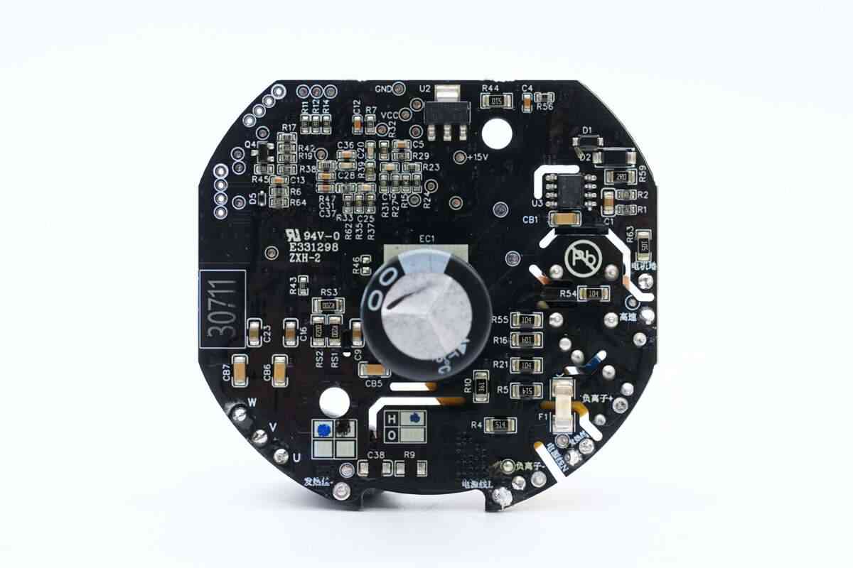 飞科高速吹风机深度评测：200元档无刷电机神器值不值得入手？