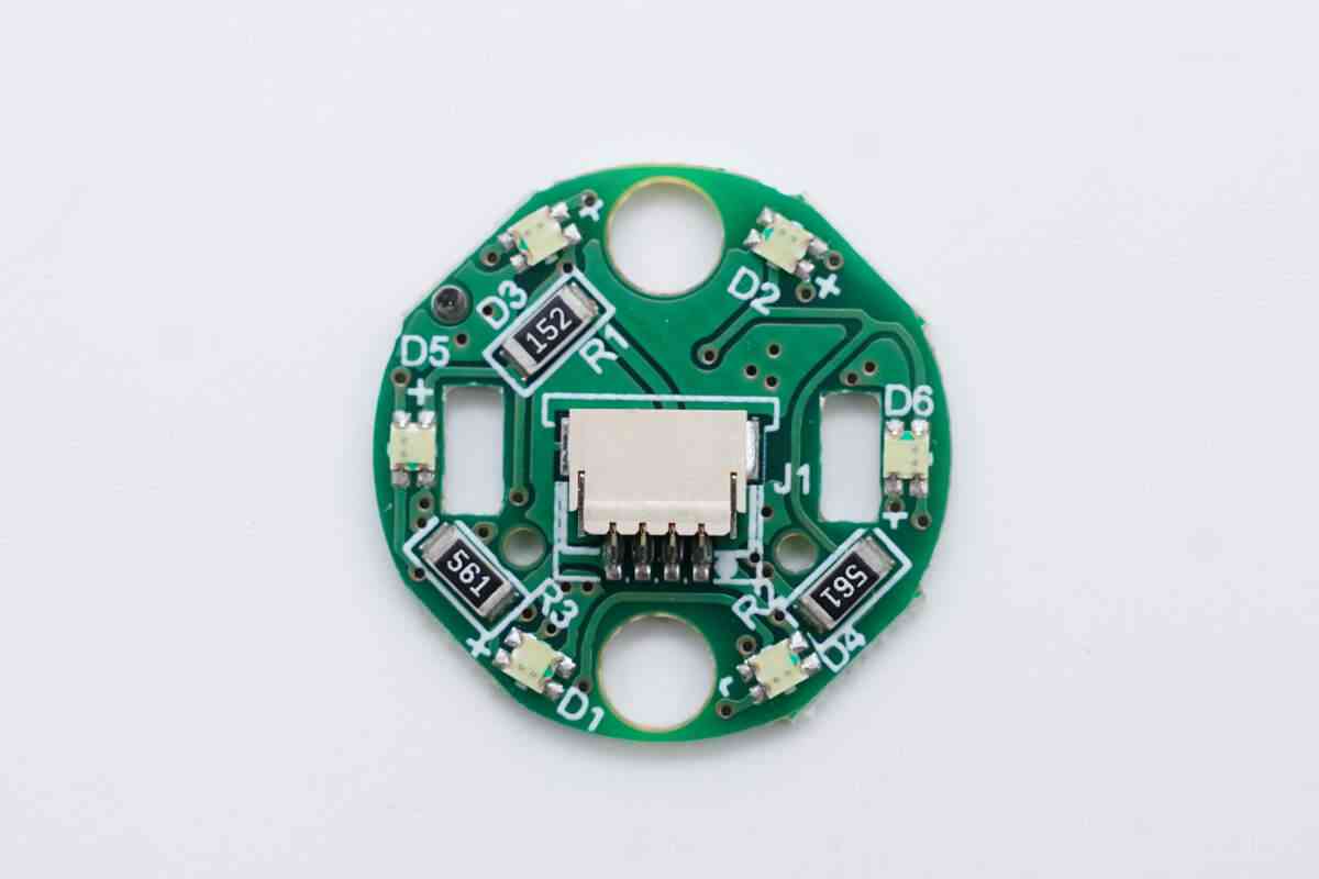 飞科高速吹风机深度评测：200元档无刷电机神器值不值得入手？