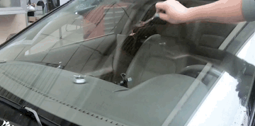 防冻玻璃水全方位实测：价格悬殊10倍，核心差异深度解析