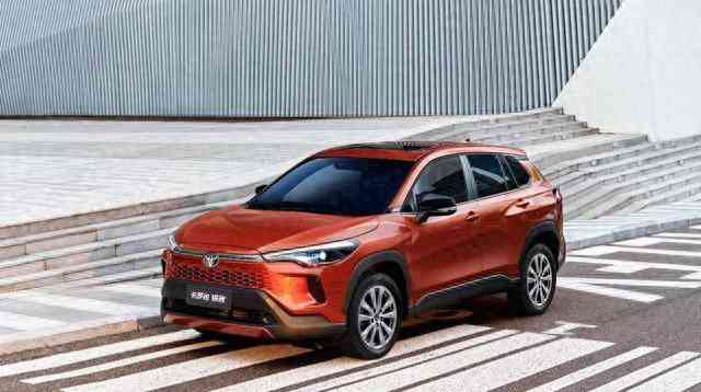 丰田混动怎么样 丰田双擎真的省心省油？老车主5万公里吐槽：6个硬伤忍不了