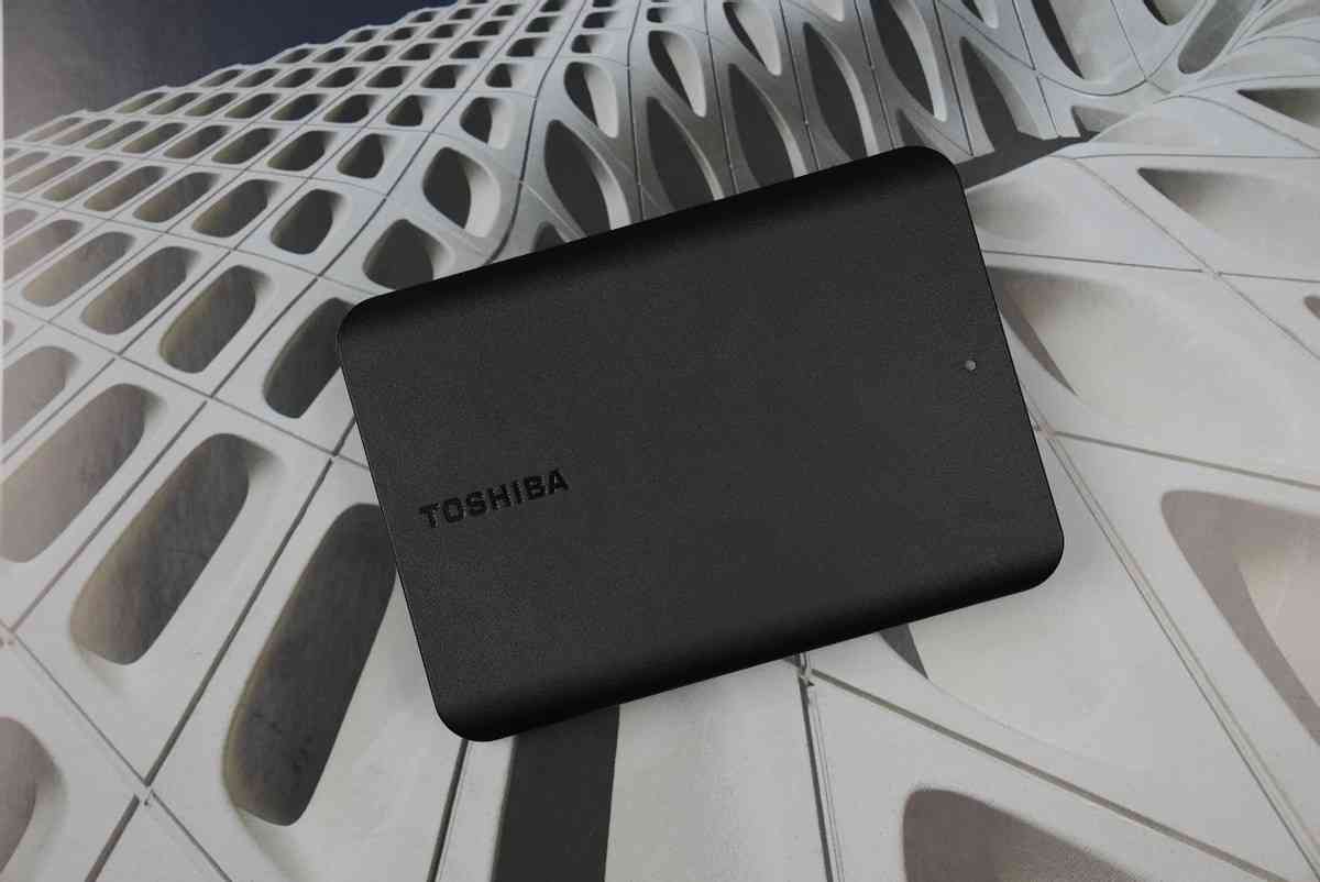 东芝移动硬盘深度评测：稳定持久与高效传输的完美结合