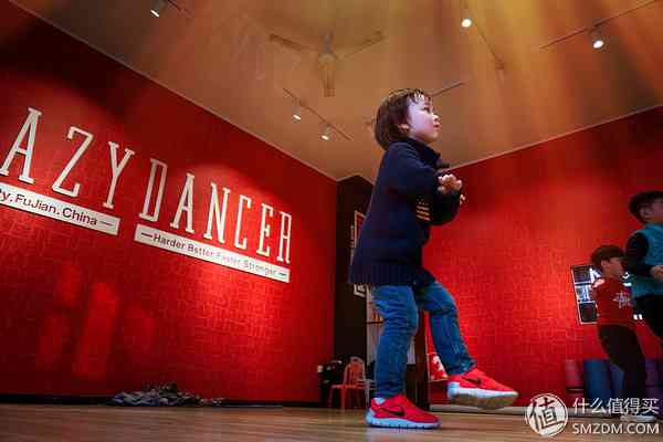 索尼黑卡怎么样 秒杀入门微单？索尼黑卡5值不值得买