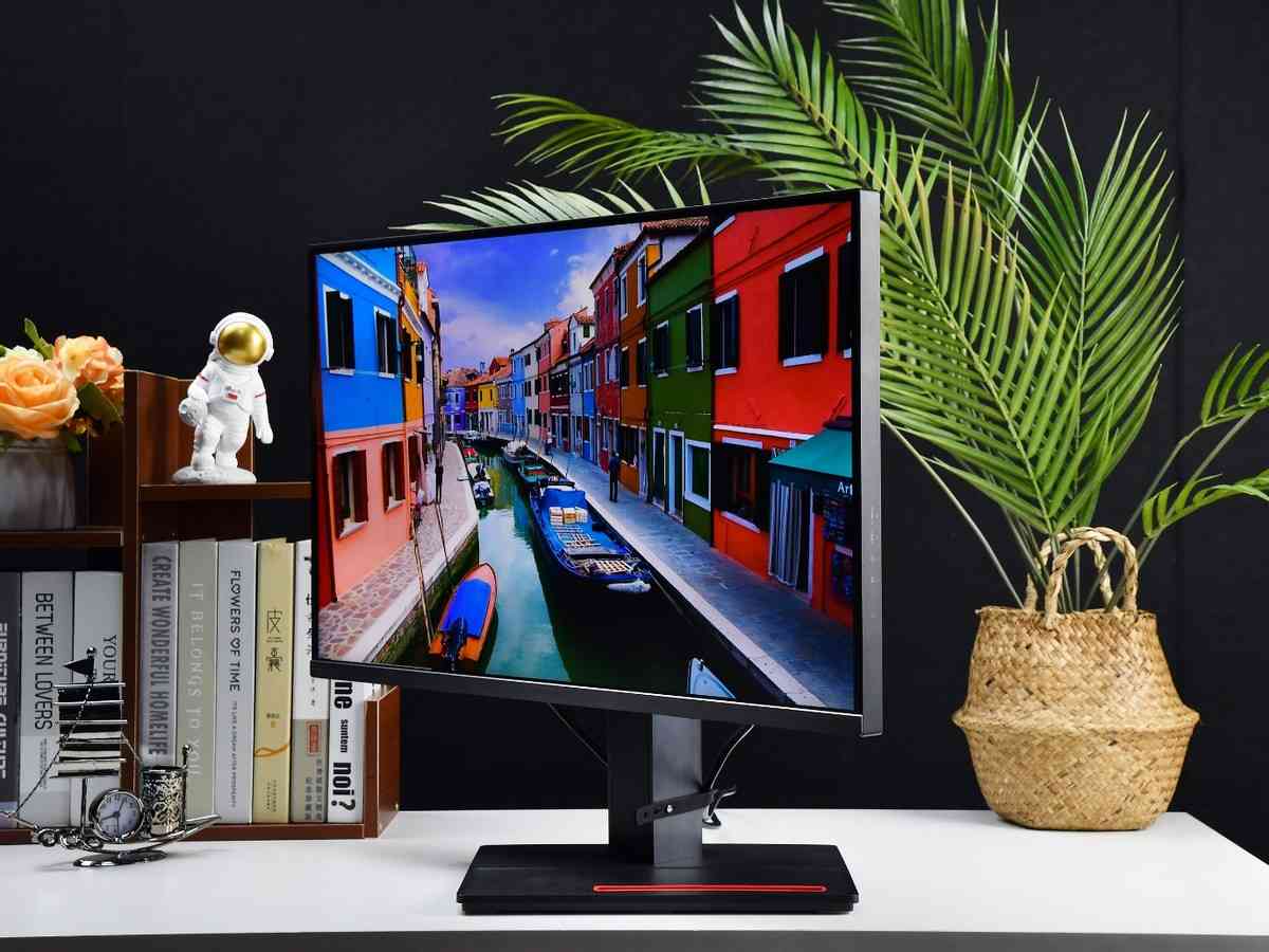联想ThinkVision隐士Extreme显示器全面评测：4K HDR与MiniLED技术深度解析