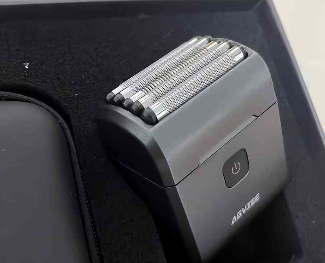 博朗剃须刀怎么样 松 下未野博朗迷你剃须刀怎么选？哪个好？实测避开低劣款