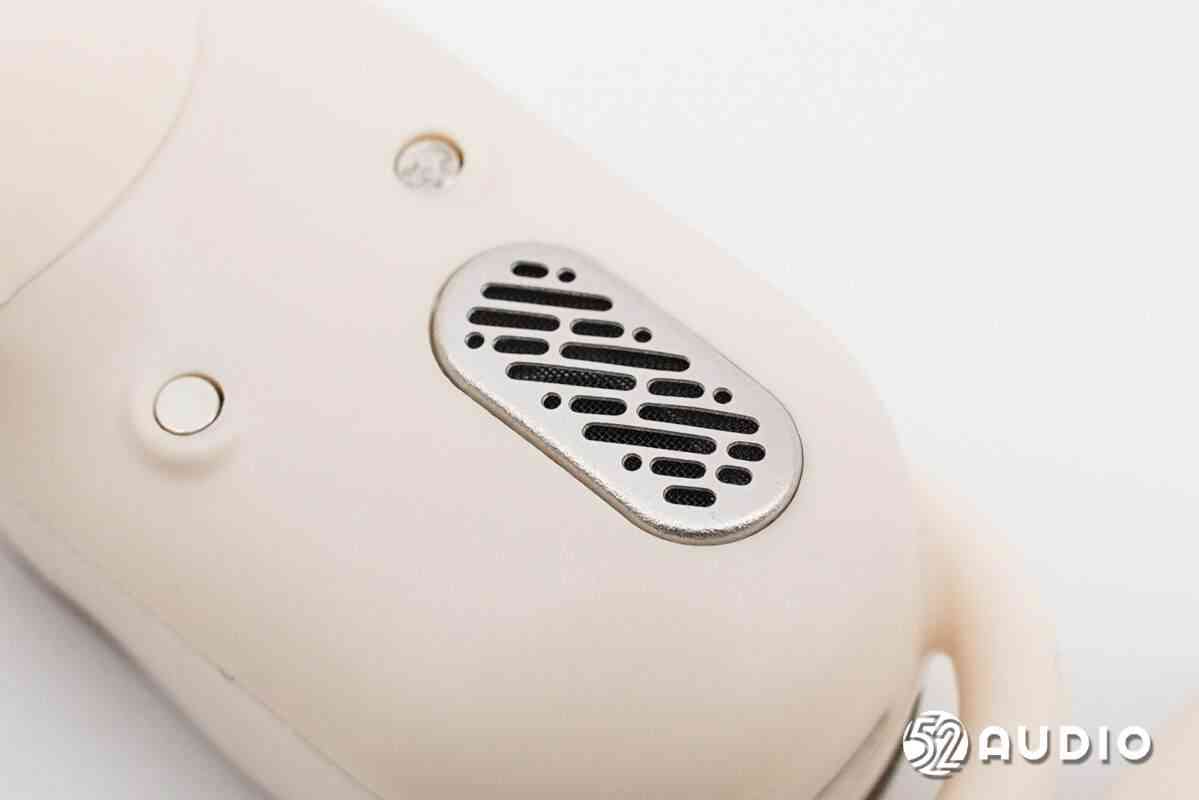 纽曼LY50 AI翻译耳机深度拆解:139种语言同传黑科技揭秘 纽曼LY50 AI翻译耳机深度拆解:139种语言同传黑科技揭秘