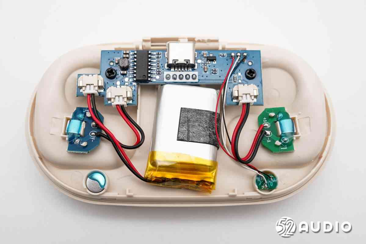 纽曼LY50 AI翻译耳机深度拆解:139种语言同传黑科技揭秘 纽曼LY50 AI翻译耳机深度拆解:139种语言同传黑科技揭秘