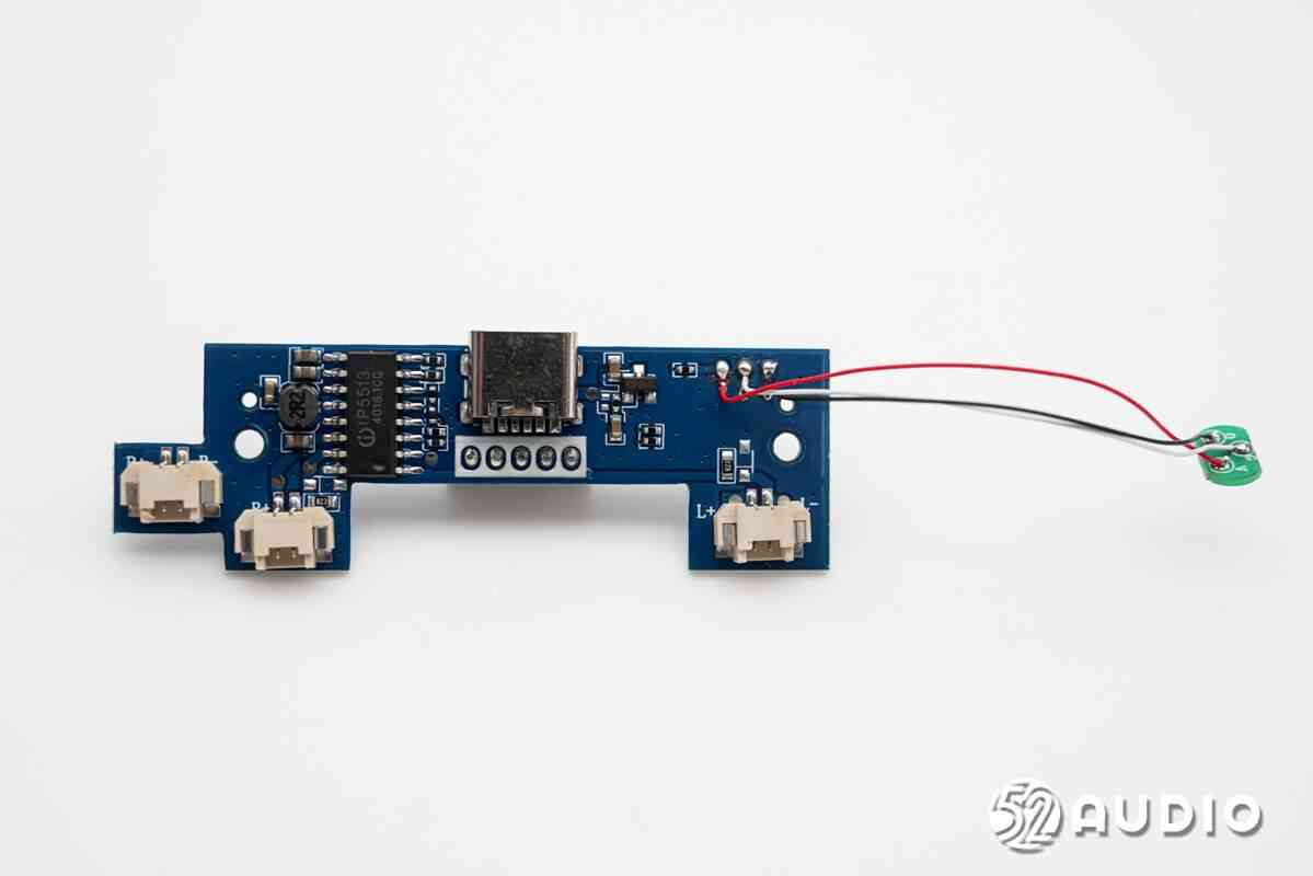 纽曼LY50 AI翻译耳机深度拆解:139种语言同传黑科技揭秘 纽曼LY50 AI翻译耳机深度拆解:139种语言同传黑科技揭秘