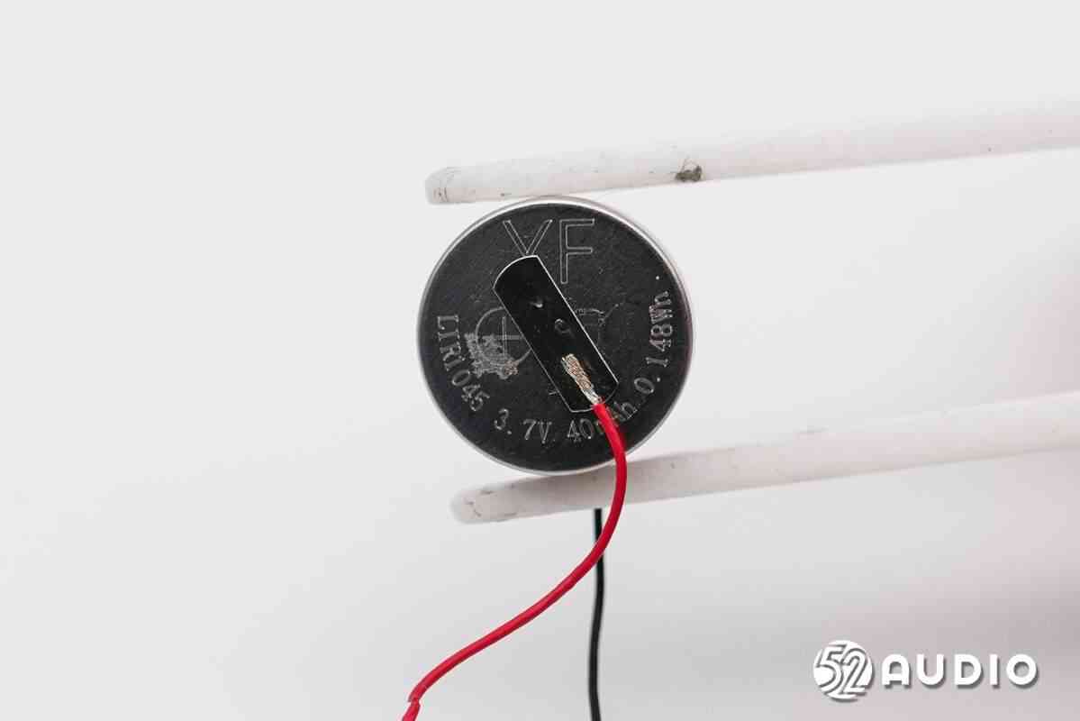 纽曼LY50 AI翻译耳机深度拆解:139种语言同传黑科技揭秘 纽曼LY50 AI翻译耳机深度拆解:139种语言同传黑科技揭秘