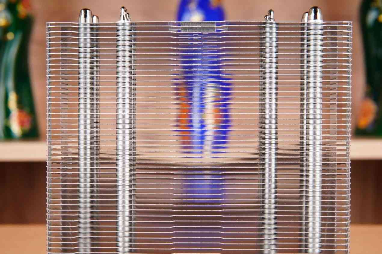 玄冰400怎么样 百元王者回归？九州风神玄冰400幻彩V5性能实测