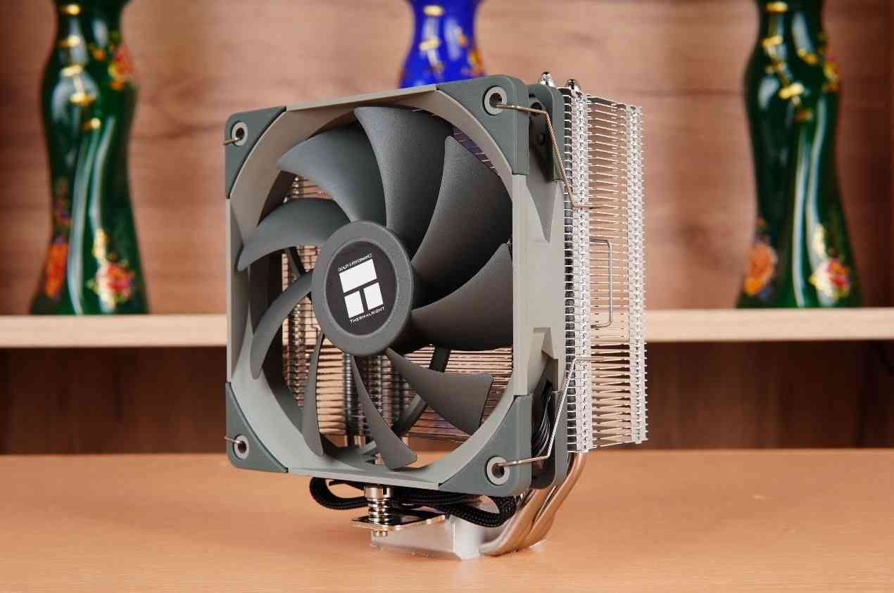 玄冰400怎么样 百元王者回归？九州风神玄冰400幻彩V5性能实测