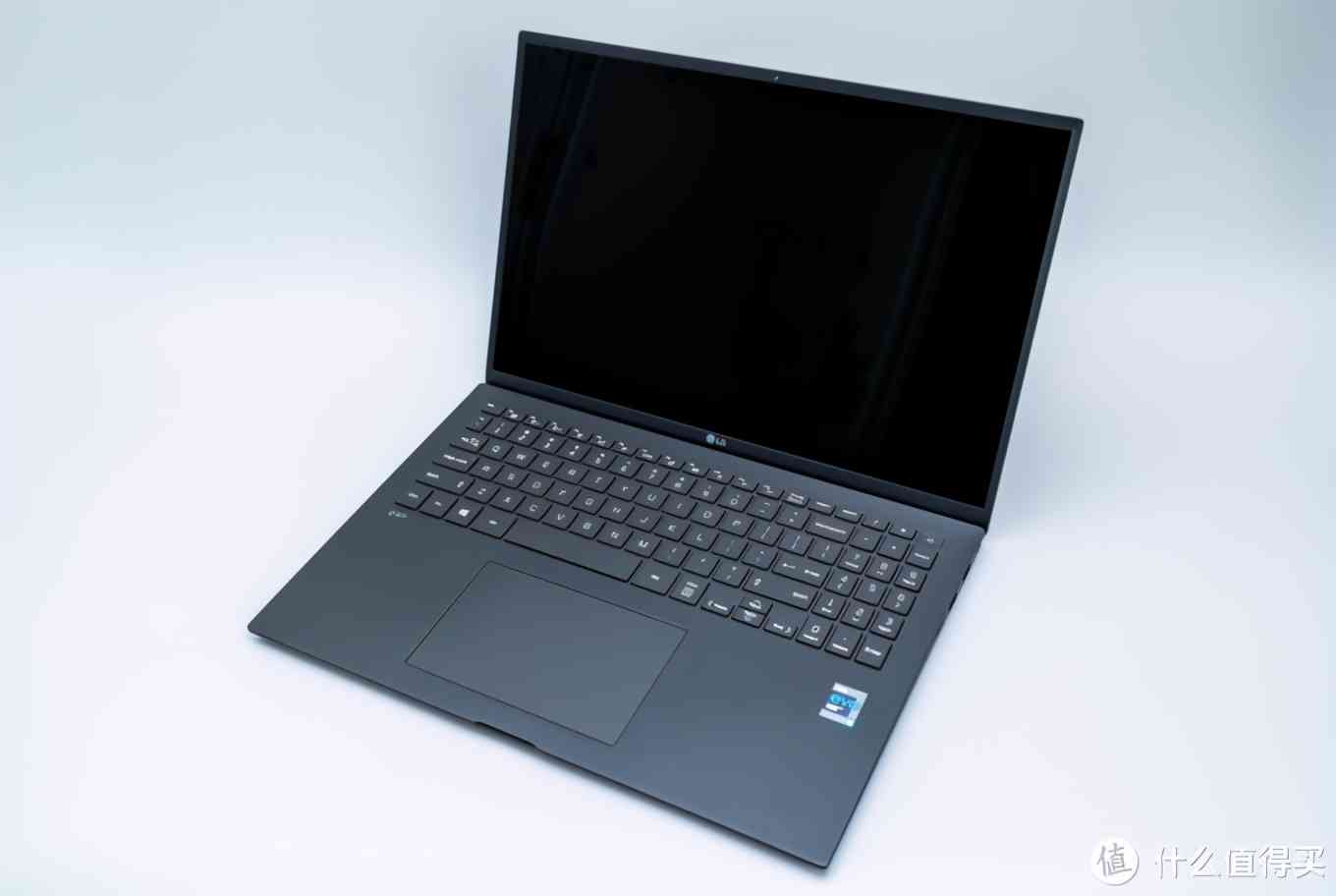 LG gram 2021款深度评测:1.19kg超轻薄16英寸移动办公利器 LG gram 2021款深度评测:1.19kg超轻薄16英寸移动办公利器