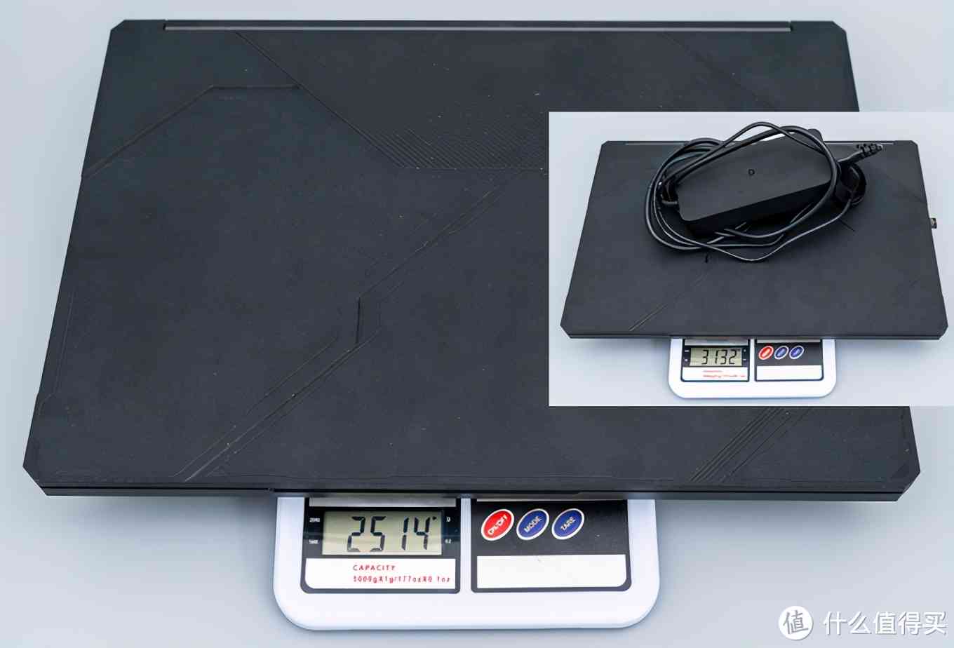 LG gram 2021款深度评测:1.19kg超轻薄16英寸移动办公利器 LG gram 2021款深度评测:1.19kg超轻薄16英寸移动办公利器