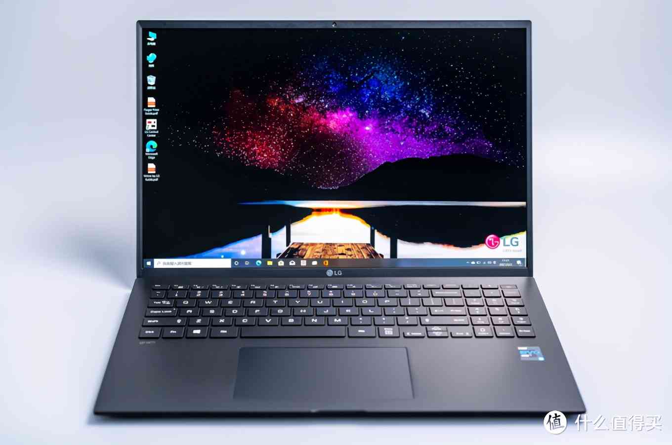 LG gram 2021款深度评测:1.19kg超轻薄16英寸移动办公利器 LG gram 2021款深度评测:1.19kg超轻薄16英寸移动办公利器