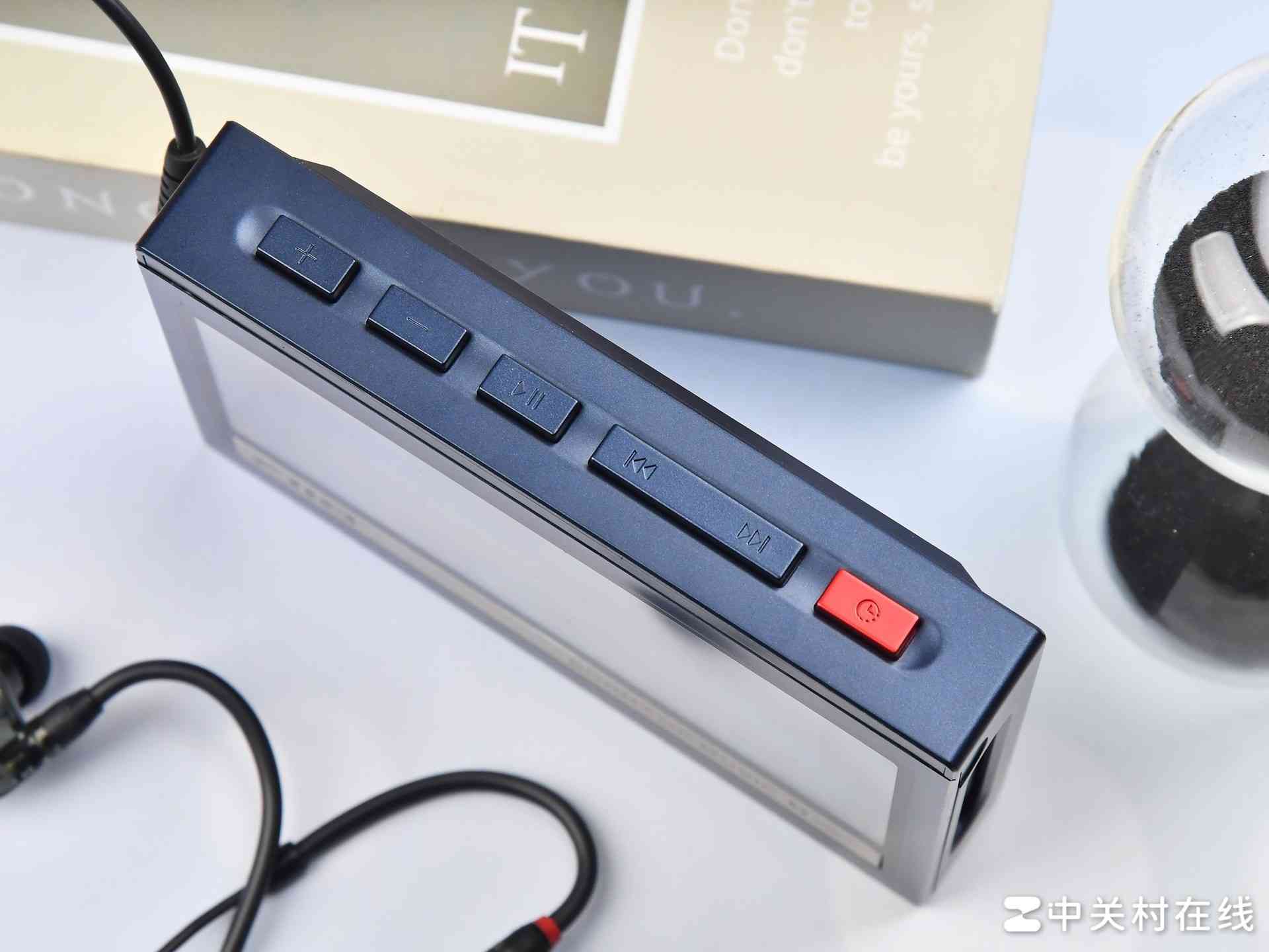 飞傲播放器怎么样 轻量化的“重量级”选手，飞傲M21便携无损播放器深度体验