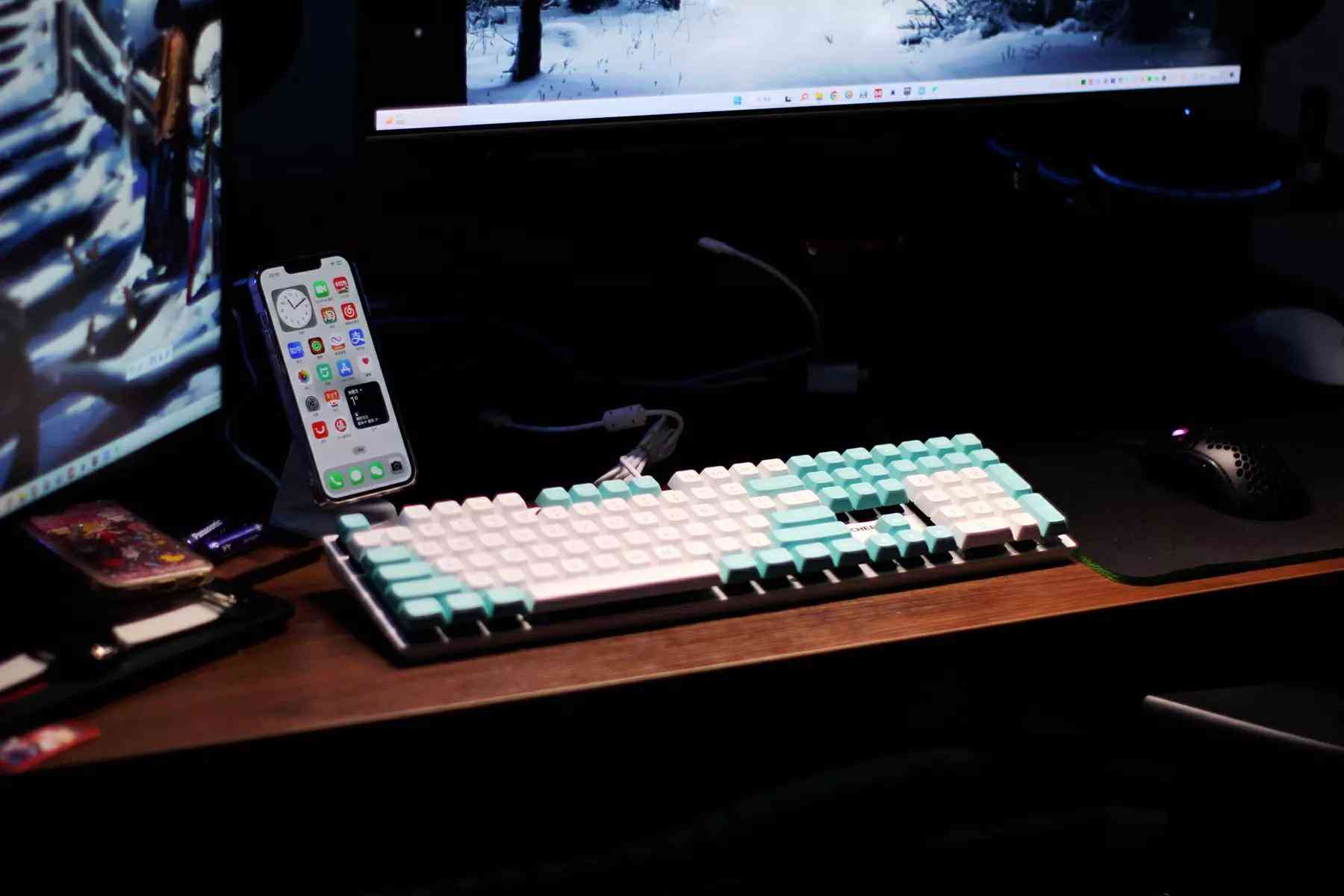 樱桃红轴怎么样 CHERRY 玉轴（ERGO CLEAR）到底怎么样？KC 200搭配新轴体首发评测